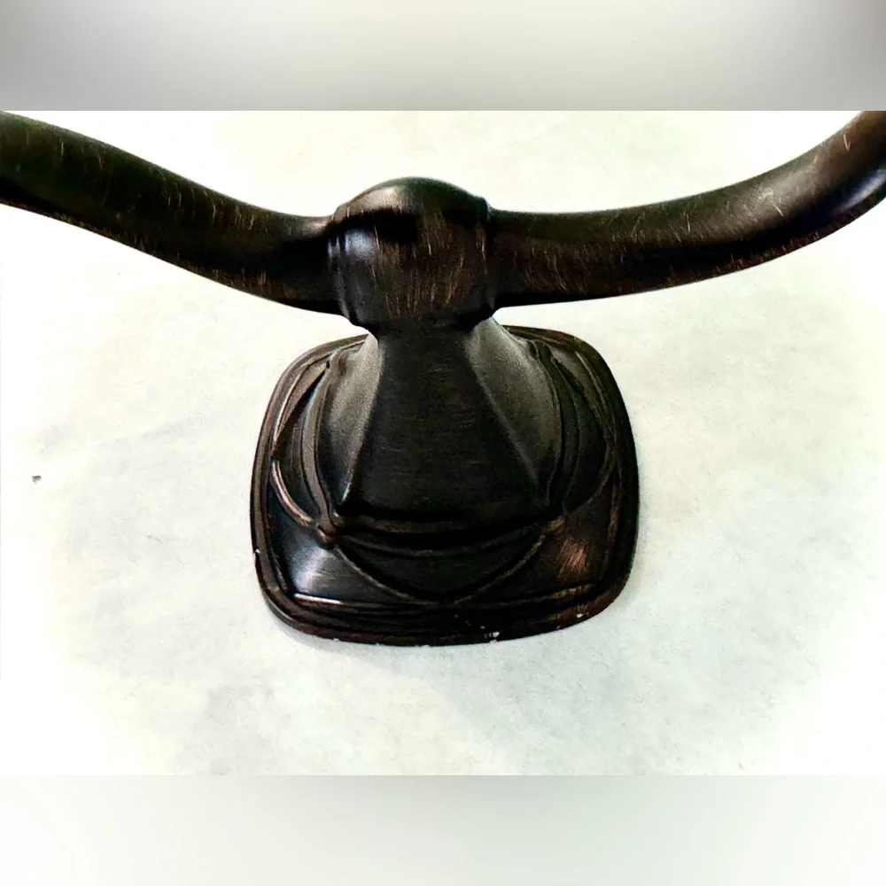 Elegant Bronze Wall Hook